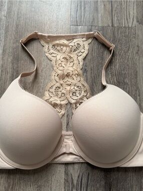 Victoria Secret Plunge Lace Racerback Bra - Nude size 34 D